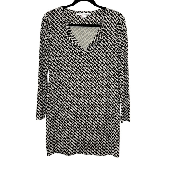 Diane Von Furstenberg Dresses & Skirts - DVF Diane Von Furstenberg Dress Size 4 Black White Chain Link Silk